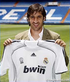 Real Madrid sign 60m Bwin shirt sponsor deal.
